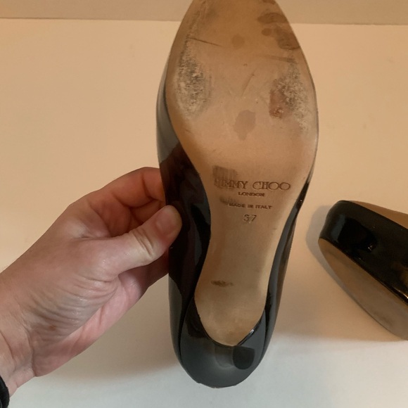 Jimmy Choo Warm Beige Leather and Black Patent Pumps Heels - Picture 6 of 9